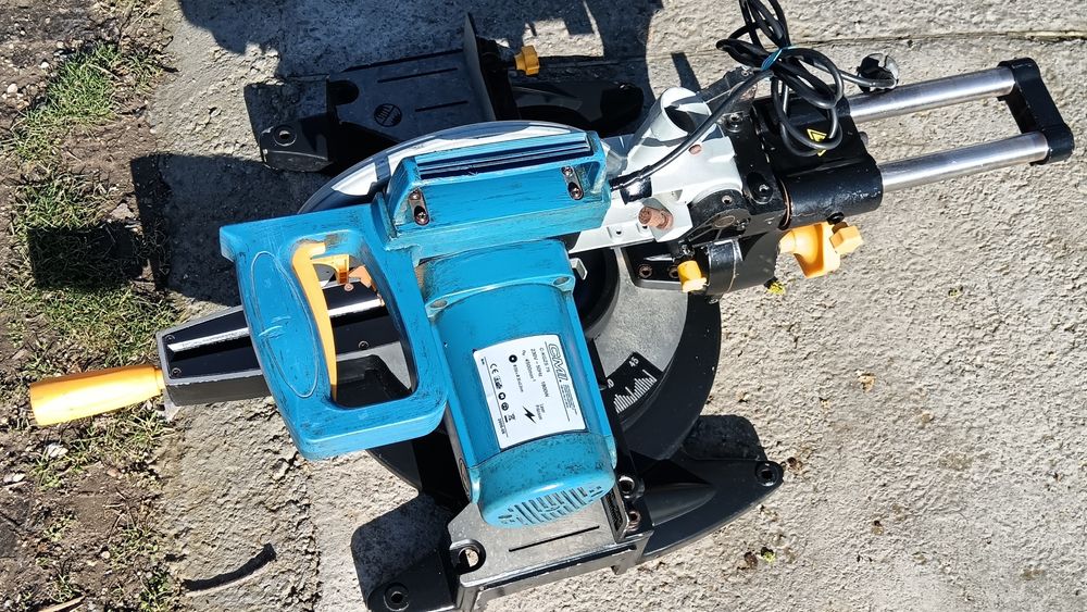 Circular pendular, culisant si unghiular, CMI, motor 1800W