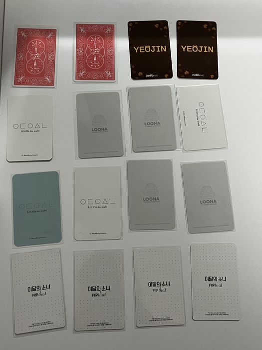 LOONA photocards картички