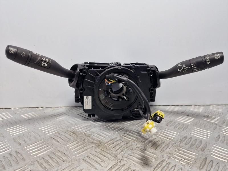 Spira cu volan incalzit si manete Opel Crossland X