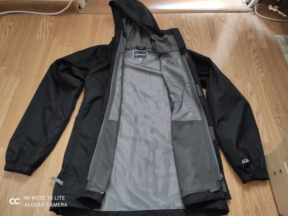 Geaca de munte Berghaus AQ 2 similar Goretex dama,mărime M