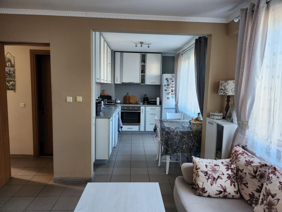 Продава се Тристаен апартамент в Разград, Орел - 76 кв.м за 1356 €/кв.м - Снимка #9