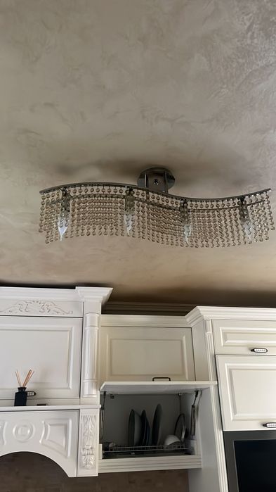 Vând corpuri de iluminat Mobexpert