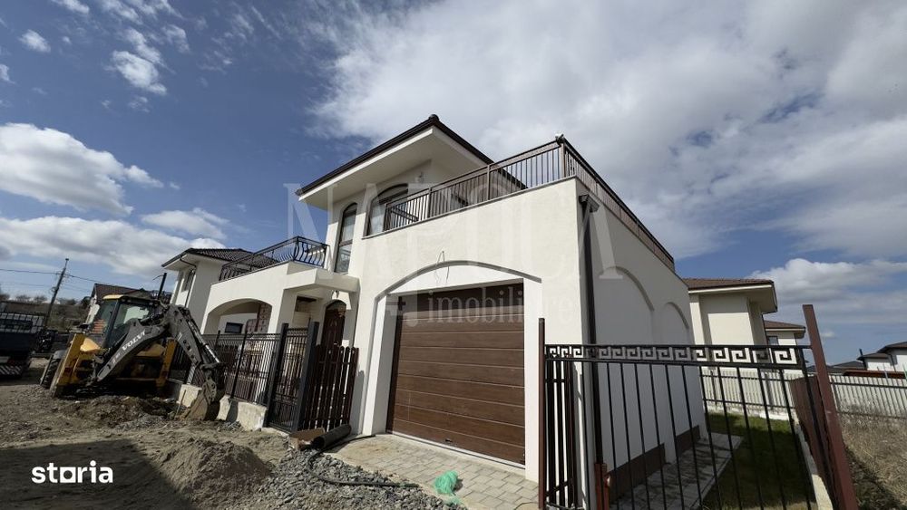 Casa 4 camere de vanzare in Dezmir