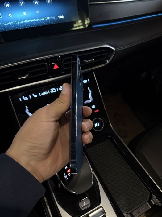 Продам айфон 12pro max