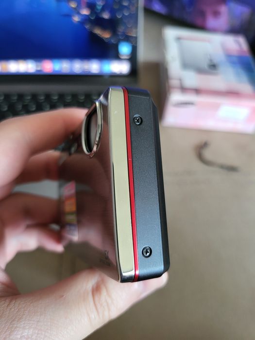 Samsung ST1000 като нов