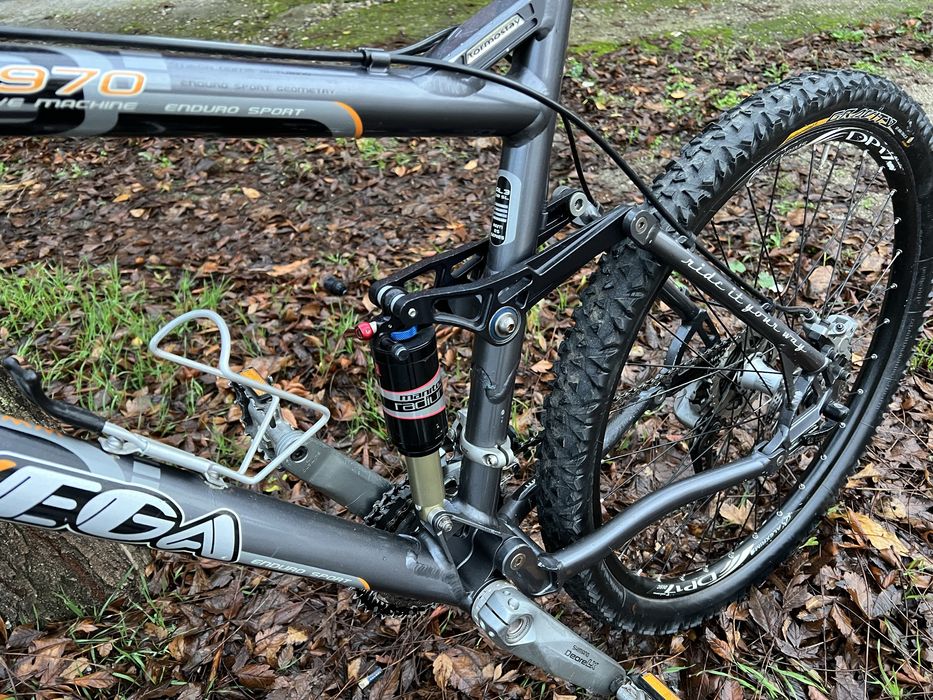 Bicicleta Enduro Univega Ram Es-970 [ Echipare Deore Lx ] Impecabila.