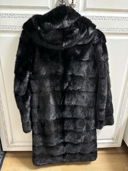 Срочно продам норковую шубу размер 46