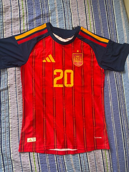 Футболни тениски