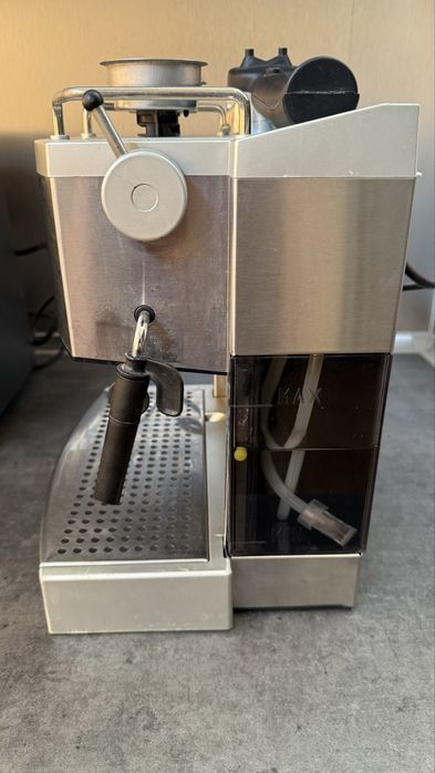 Delonghi EC710 Кафемашина