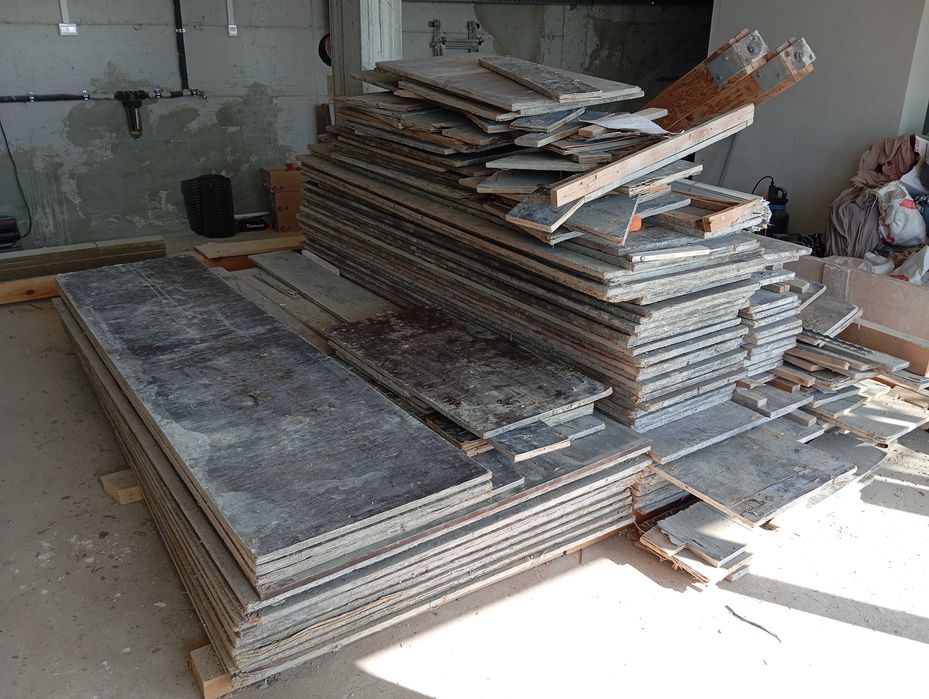 Намалена цена!!! Дървени греди и шперплат за кофраж