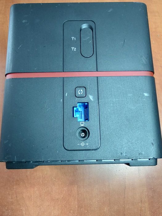 Router cartela SIM 4G LTE Huawei B529s-23a priza si baterie Cat.6