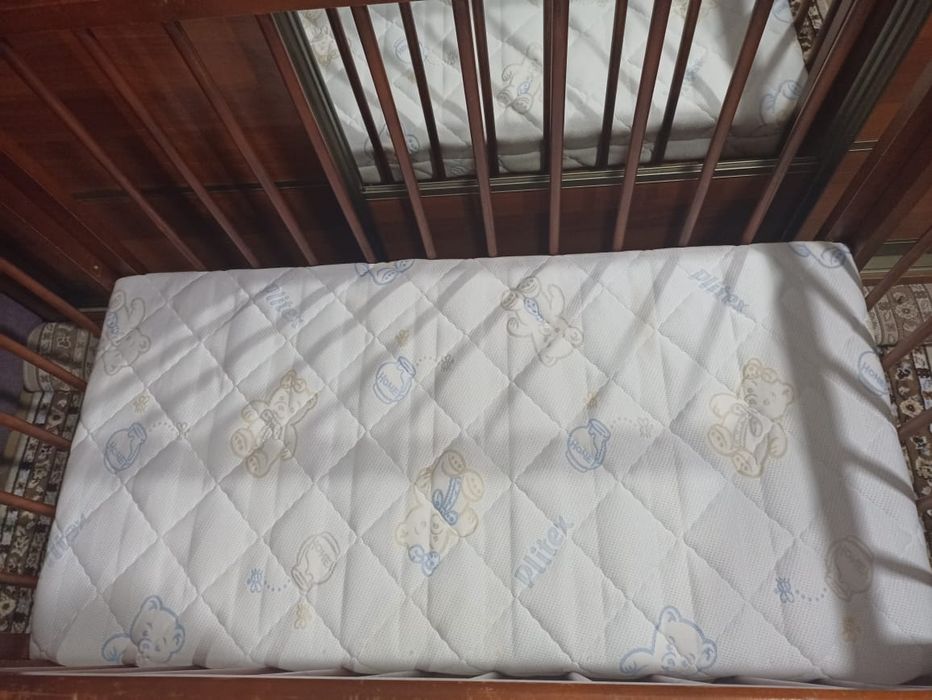 Продам детскую кроватку