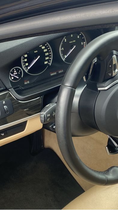 Bmw seria 5  535 X Drive 313cp an2014 M-Pachet