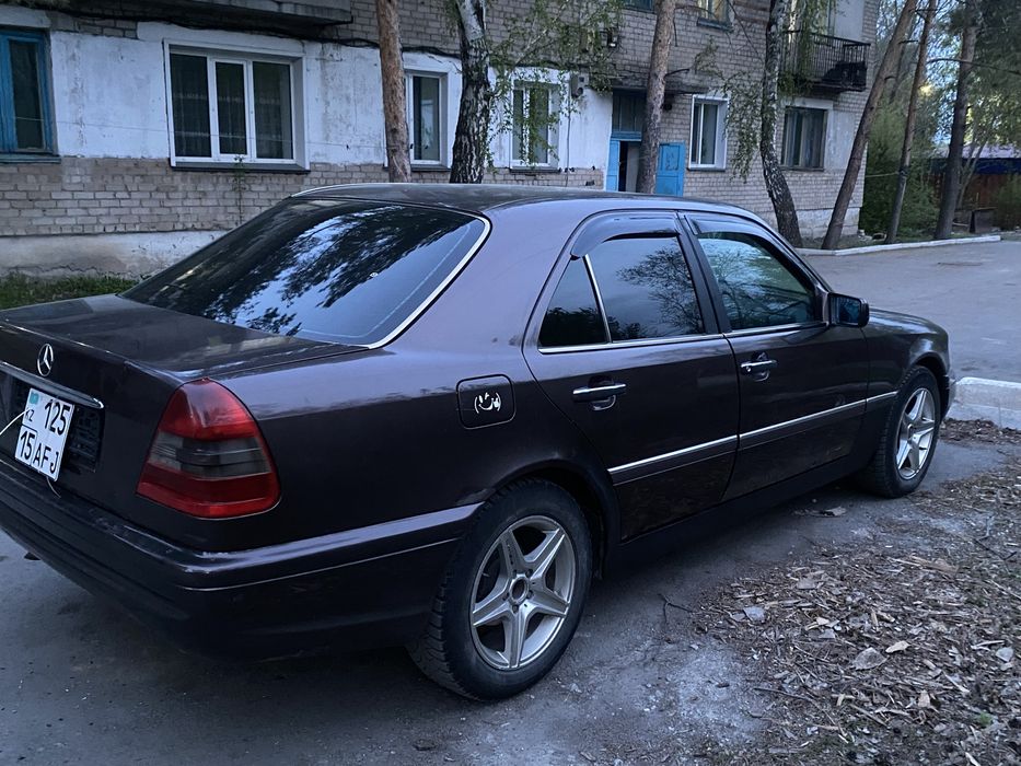 Продам мерс с180 на ходу. В хорошем  состоянии,