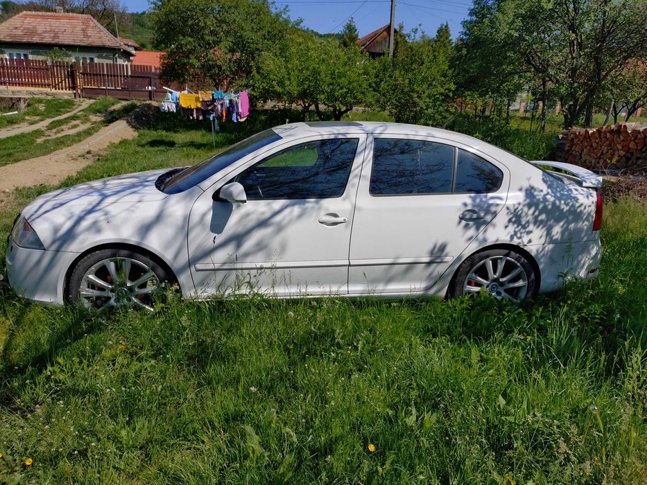 Skoda vrs benzina, motor defect!