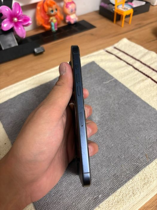 15 pro max 256gb в отличном состояний