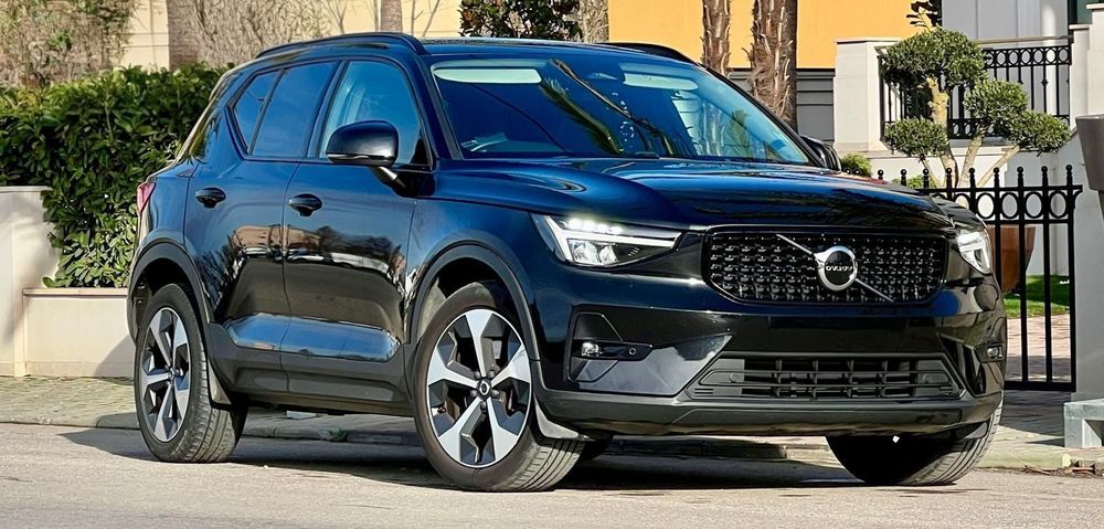 Volvo XC40 • Mild Hybrid • Dark Plus Ultimate • Panoramic