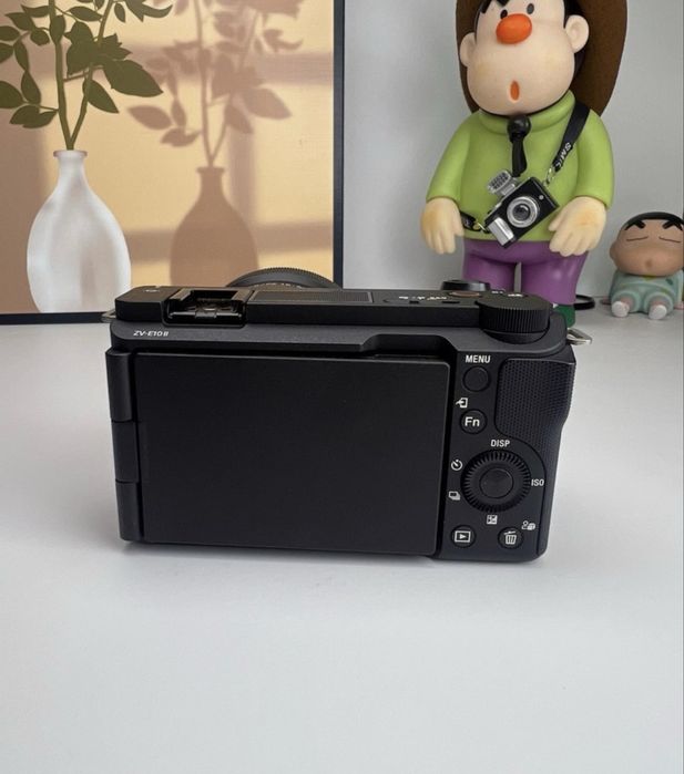Sony ZVE10 M2 + kit обьектив