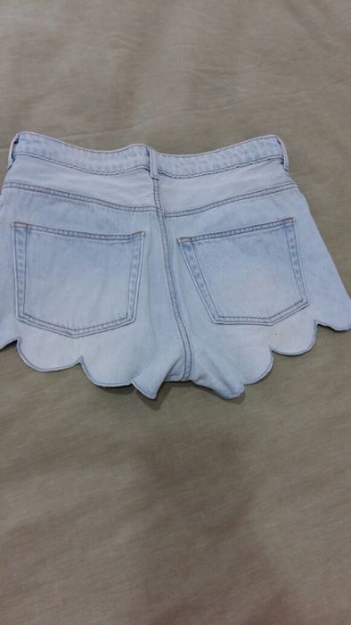 Дамски къси дънкови панталонки