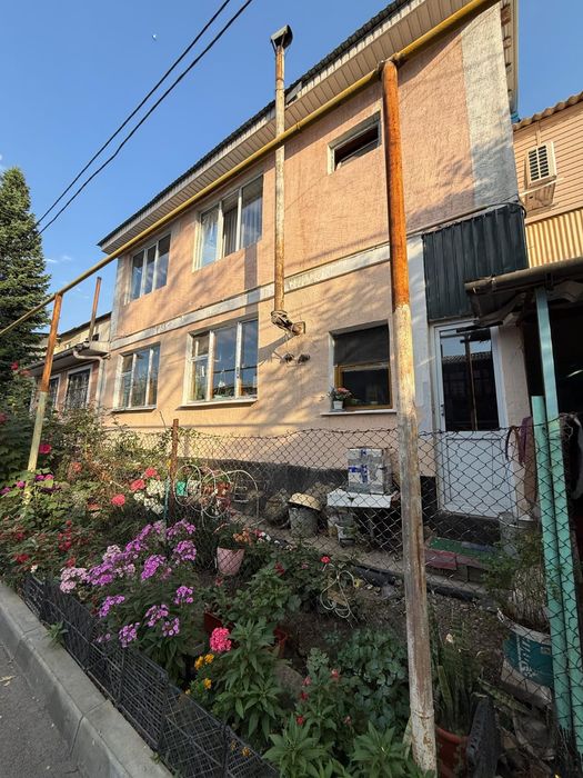 4-х комнатная квартира в городе Есик.