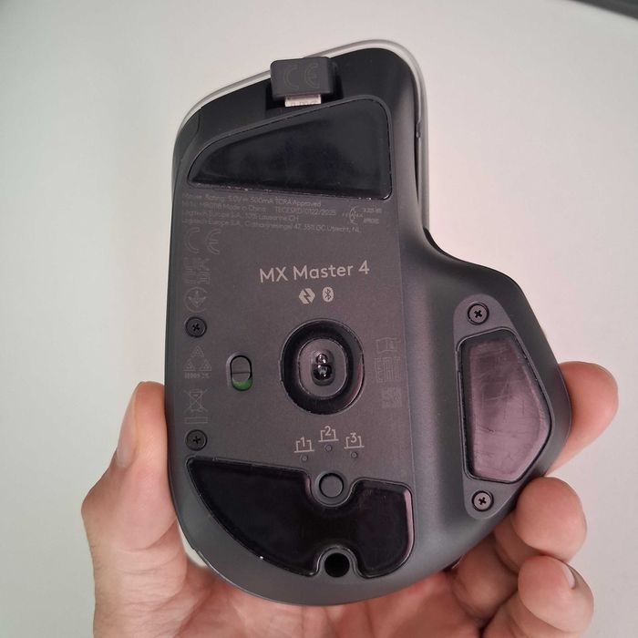 Vand Logitech MX Master 4, ca nou, cutie completă