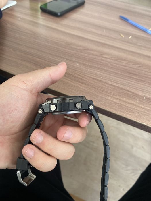 продам часы мужкие