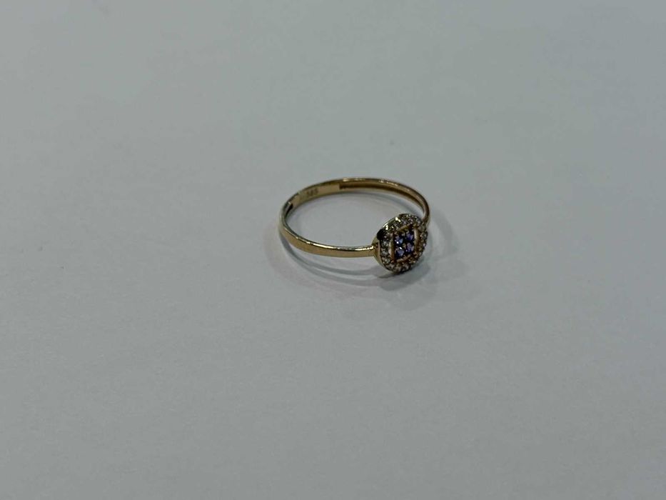 Златен дамски пръстен 14K / 0,91г