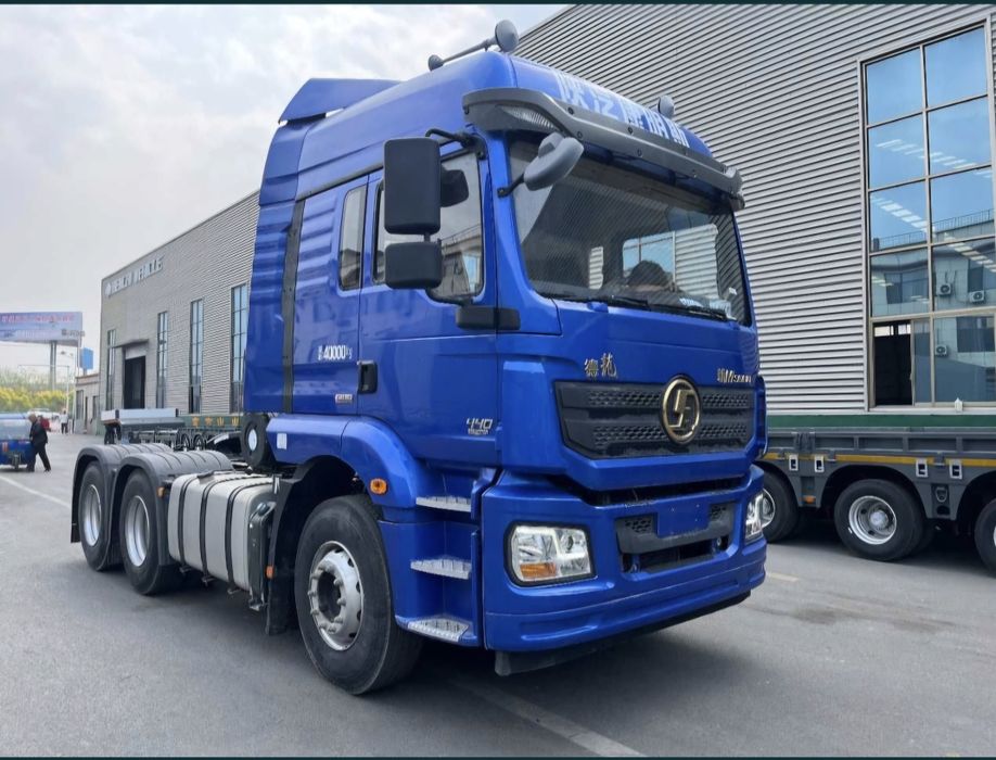 Шакман М3000 машина