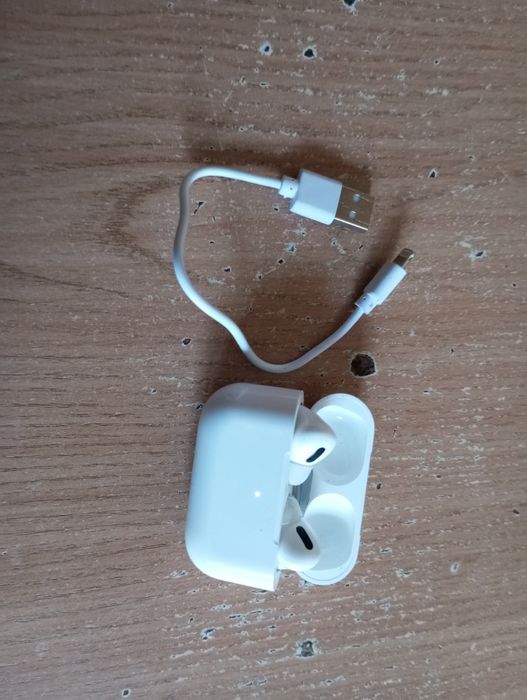 Продам наушники  .