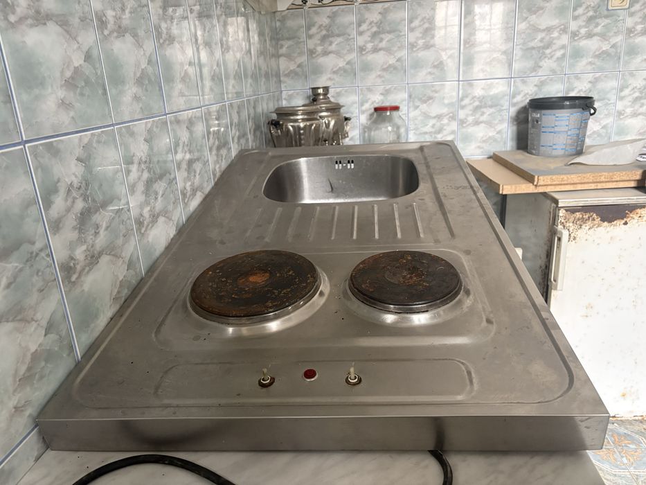 Ghivetă are două ochi merge la curent