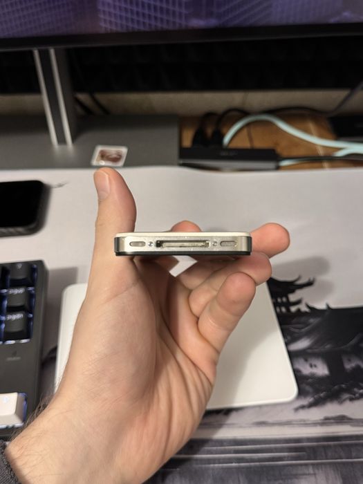 iPhone 4S в нормальном состоянии