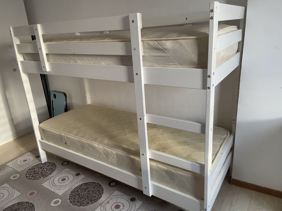 Кровать детская двухъярусная