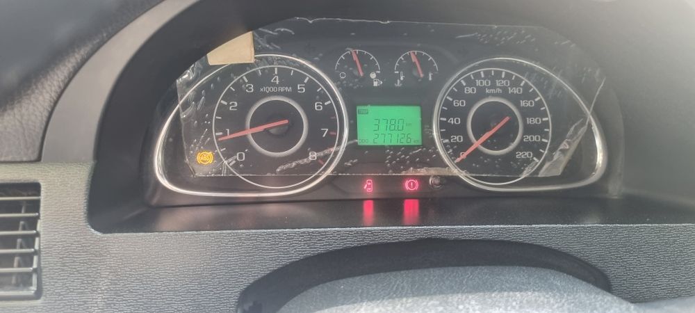2019 jentra gazi bor bor qol taxida yurmagan