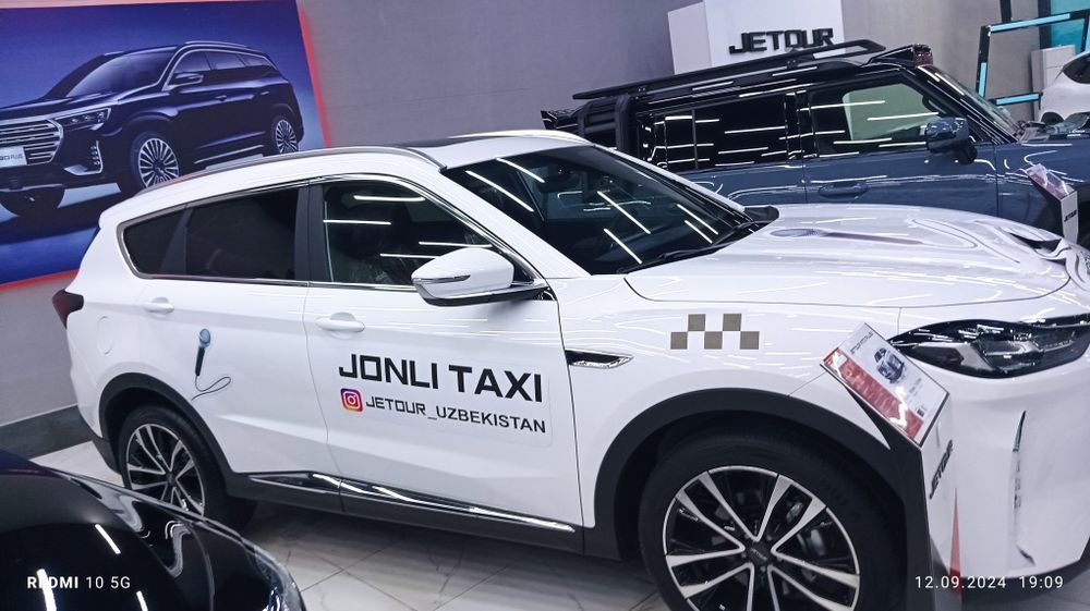 Reklama yoʻnalishidagi barcha xizmatlarni taklif etamiz