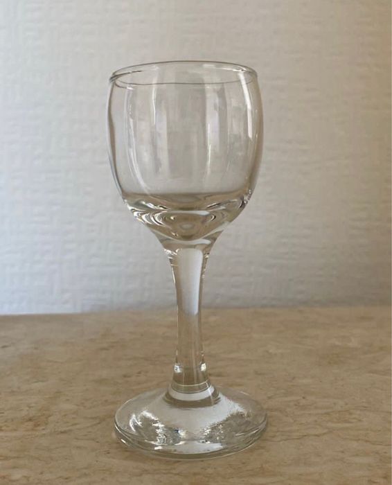 Продам посуду для кафе и ресторанов