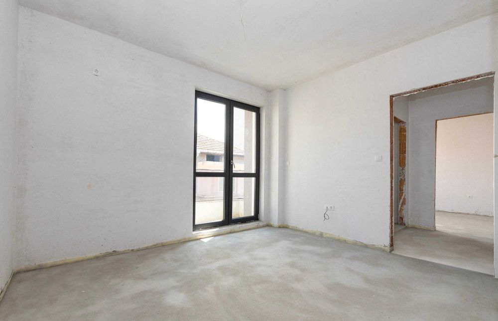 Продава се Двустаен апартамент в Търговище, Изток 1 - 56 кв.м за 683 €/кв.м - Снимка #7