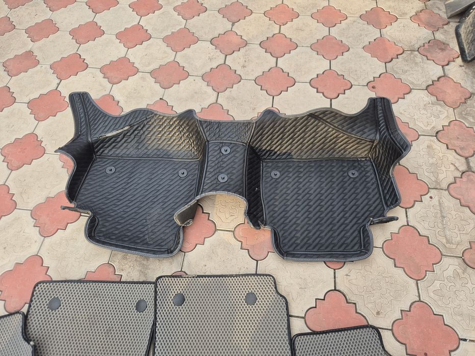 Hyundai Elantra напольные чехлы