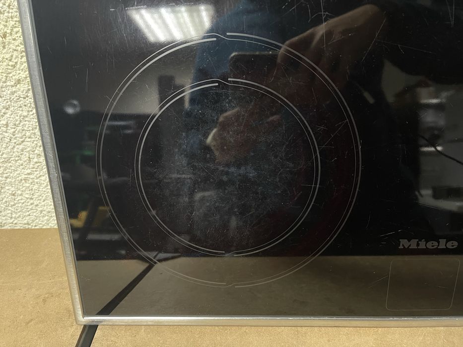 Стъклокерамичен плот Miele KM 263
