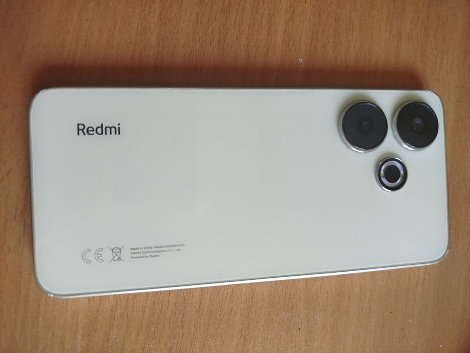 Телефон Redmi 13