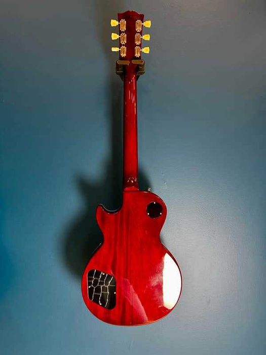 Китара Gibson Les Paul Deluxe 2021 Sunburst