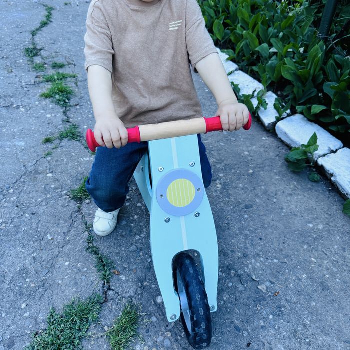 Bicicleta de echilibru fara pedale