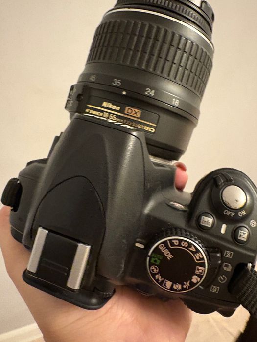 Камера Nikon D3100