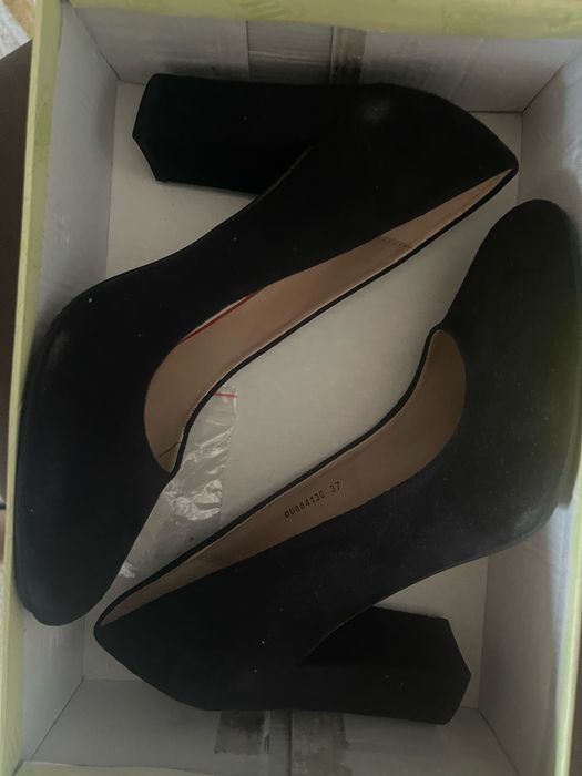 Туфли новые продается