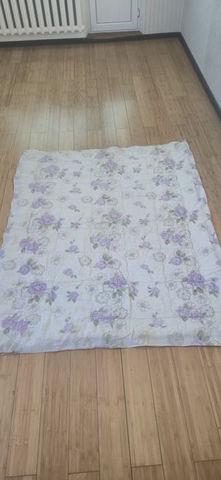 Одеяло б/у 1000 тг.