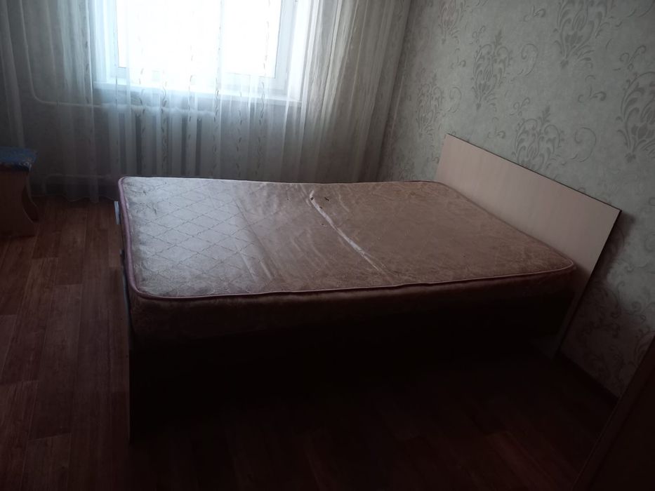 Бесплатно отдам мебель