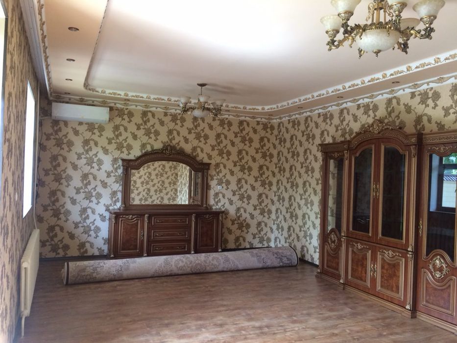 Сервант ва камот иккаласи бирга сотилади