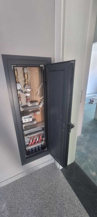 Продава се Тристаен апартамент в Плевен, Идеален център - 111 кв.м за 1703 €/кв.м - Снимка #18