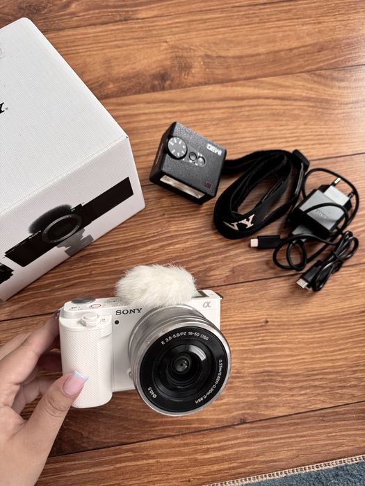 камера Sony ZV-E10