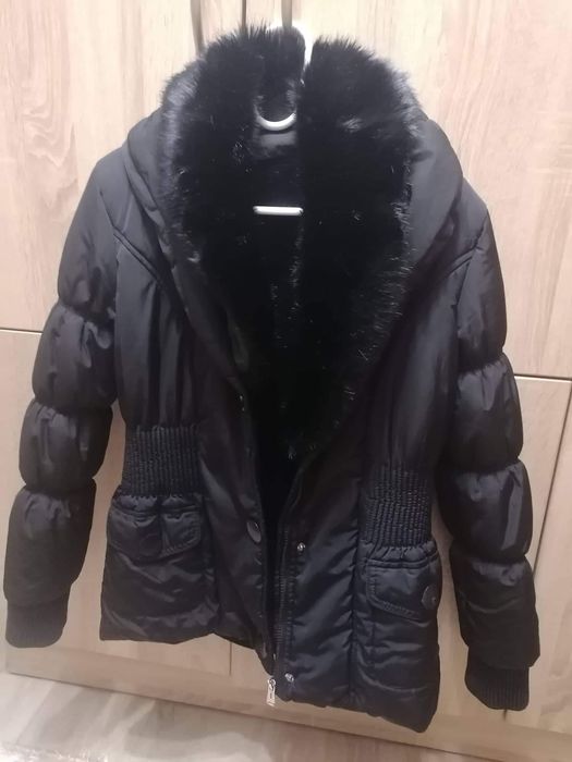 Дамско  шушлеково яке