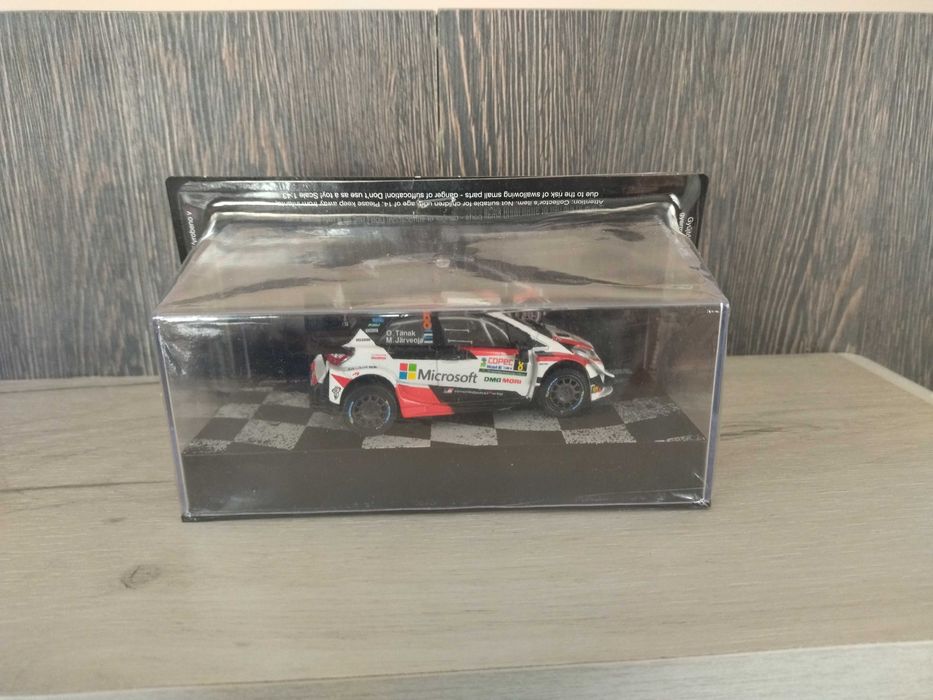 Метална количка Toyota Yaris WRC !!!